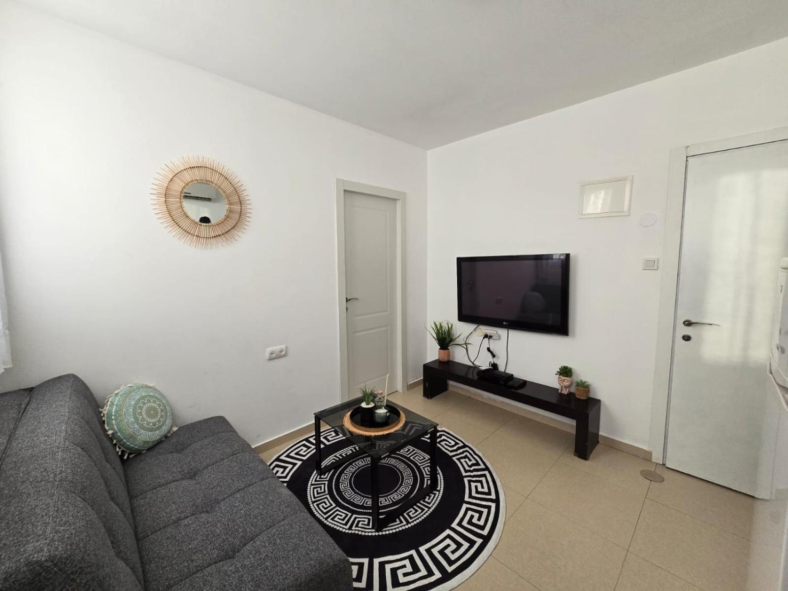 Appartamento Sea And Sun Aprtment Eilat Esterno foto